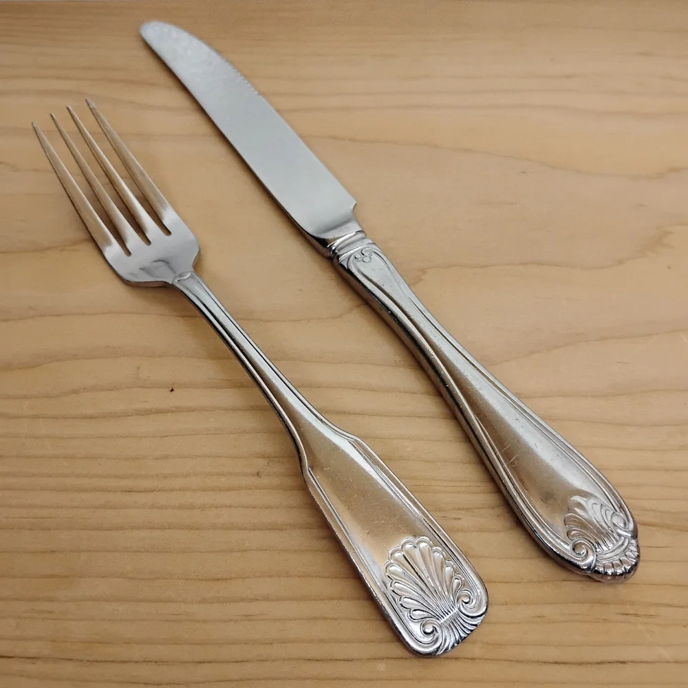Wallace Brand Ware Korea‎  Coral Shell Pattern Stainless Flatware Fork & Knife